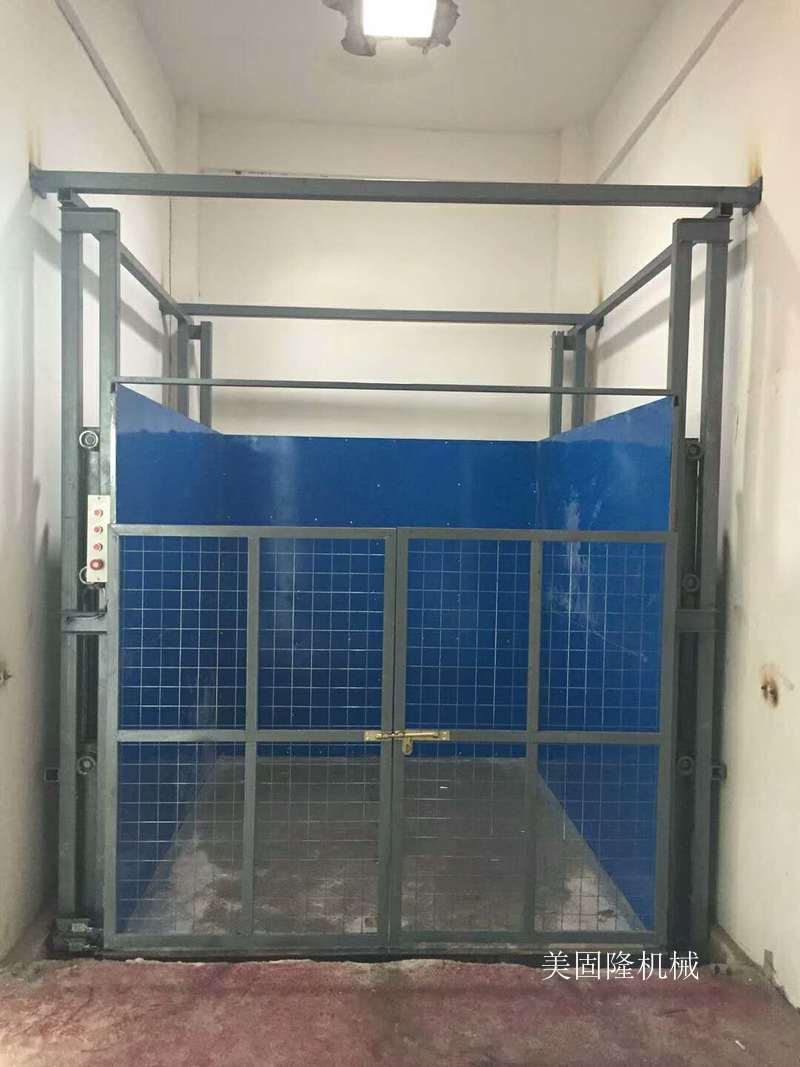 朝阳导轨式升降货梯价格